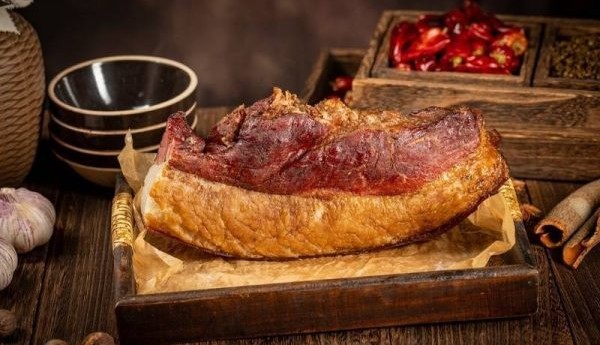 腊味飘香季，警惕腌制食品中无色、无味的肉毒毒素